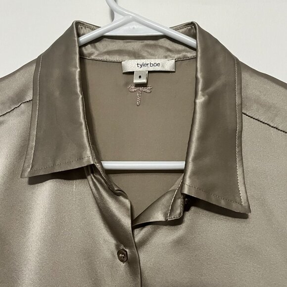 Tyler Boe 100% silk champagne button up quiet luxury minimalist work office sz 8 - Picture 5 of 9